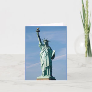 Cartão A Estátua da Liberdade Iluminando o Mundo