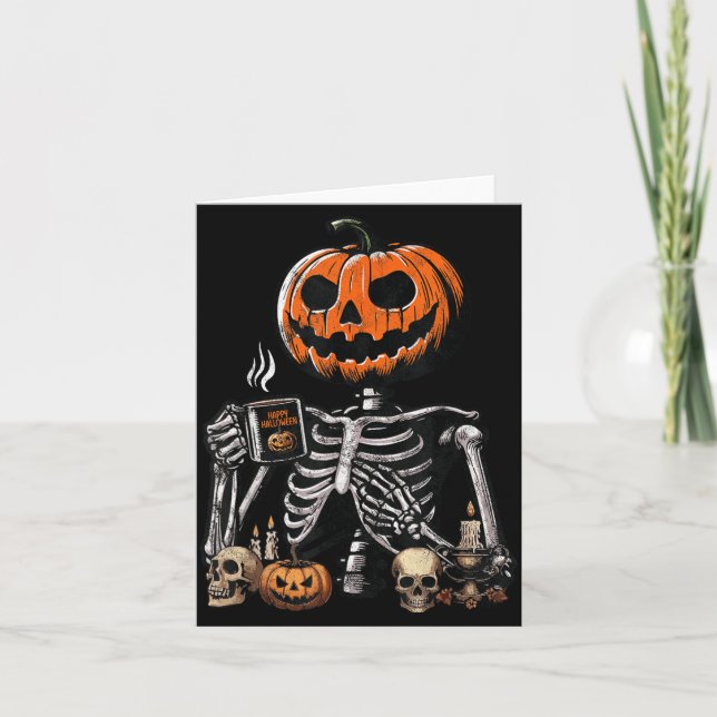 Cartão Abóbora Esqueleto Café Bebendo Funny Halloween (Frente)