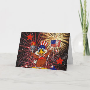Cartão Águia de desenho animado com bandeira e fogos de 