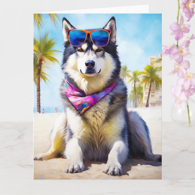 Cartão Alaskan Malamute na praia, presente de verão (Orquídea)
