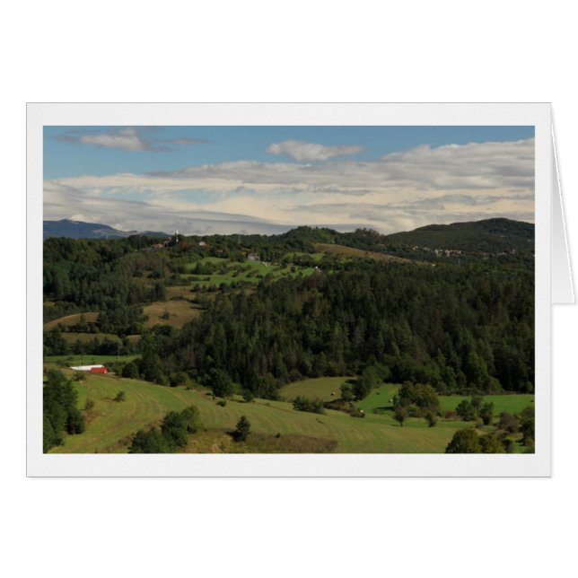 Cartão Aldeia de Zajelšje, Colinas de Brkini, Eslovênia (Frente Horizontal)