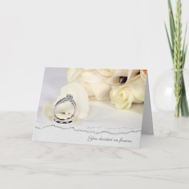 Cartão Anéis de Casamento em Parabéns Petais Rosa (Frente)