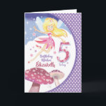 Cartão Aniversário de 5, Fada Rosa e Cogumelos<br><div class="desc">Para uma menina de 5 anos. Este doce cartão de aniversário apresenta uma bonito fada num vestido cor-de-rosa sobrevoando dois cogumelos decorativos. Ela tem cabelos amarelos longos e está carregando uma estrela minúscula. No fundo estão nuvens brancas e fluffy, e no seu lado direito está uma pequena faixa de margaridas...</div>