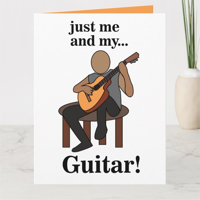 Cartão Aniversário de Guitarrista Tocando Guitarra (Frente)