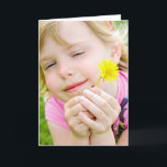 Cartão Aniversário de Ladybug e Dandelion Friend<br><div class="desc">Garotinha sorridente com joaninha e dandelion para o aniversário de um amigo</div>