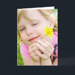Cartão Aniversário de Ladybug e Dandelion Friend<br><div class="desc">Garotinha sorridente com joaninha e dandelion para o aniversário de um amigo</div>
