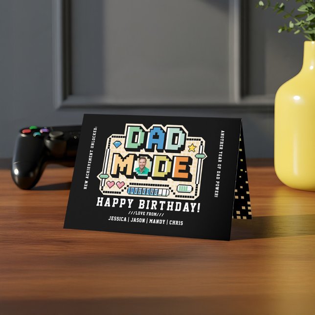 Cartão Aniversário do Gamer Player de Pai Nível Superior  (Level Up Dad Gamer Player Stats & Photo Birthday Card)