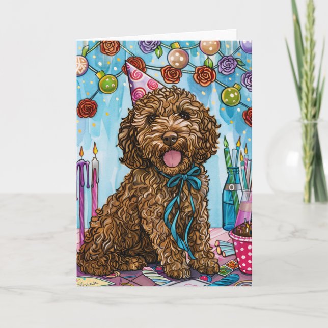 Cartão Aniversário do Goldendoodle (Frente)