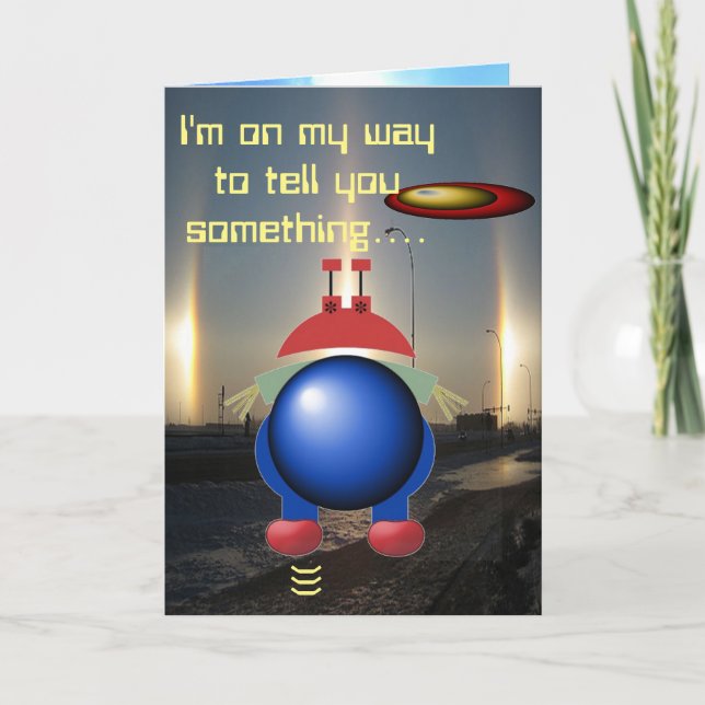 Cartão Aniversário feliz da Alienígena (Frente)