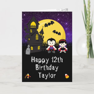 Cartão Aniversário Feliz de Vampiros de Halloween Roxo 