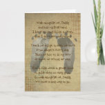 Cartão Aniversário para a pegada da criança do pai<br><div class="desc">Pegadas do bebê no fundo textured com verso inspirado para o aniversário do pai</div>
