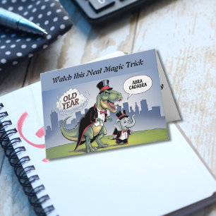 Cartão Anos novos T-rex e elefantes anos novos de truques