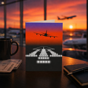 Cartão Aproximação do Avião ao Pôr do Sol Luzes da Pista