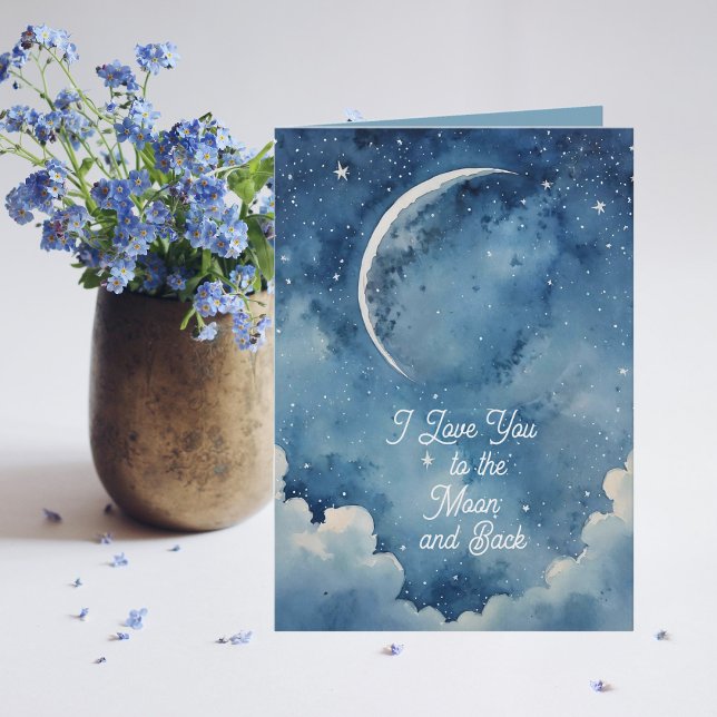 Cartão Azul Suave Eu te amo na Lua Qualquer Ocasião (Say "I love you" with this any occasion card that's perfect for an anniversary or Valentine's Day. )