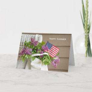 Cartão Bandeira americana no buquê do lilac para o verã