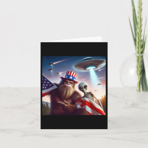 Cartão Bandeira Americana Sasquatch com Alienígena Ufo Bi
