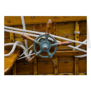 Cartão Barco de Madeira Antiquado