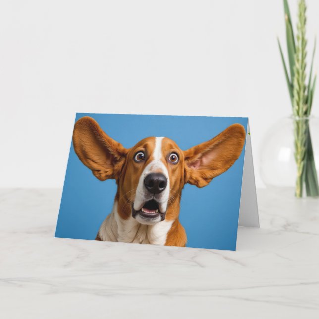Cartão Basset Hound Surpreendeu Aniversário (Frente)
