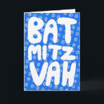 Cartão BAT MITZVAH Padrão Estrela de David Personalizável<br><div class="desc">Texto desenhado à mão e padrão de estrela por mim para você. Adicione seu próprio texto ao interior do cartão. Para mais designs e cores, verifique minha loja! Ou me avise se você gostaria de algo personalizado. Eu também tenho papel de embrulho correspondente e, claro, versões de Bar e Bat...</div>