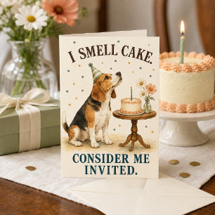Cartão Beagle Engraçado Eu Sinto Cheiro de Bolo Aniversár