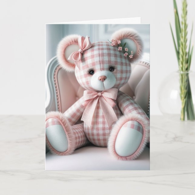 Cartão Bebê Gingham Teddy Bear em uma cadeira (Frente)