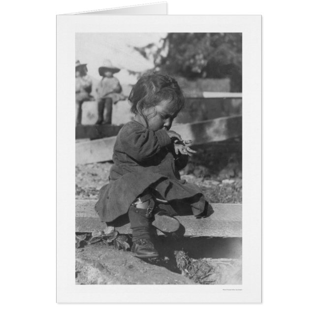 Cartão Bebê tocando em Nome 1906 (Frente)