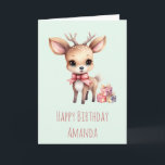 Cartão Beija-Bebê Bonita com Presentes Aniversário<br><div class="desc">Cartão de aniversário com ilustração de um adorável veado bebê. Olhos grandes orelhas com cabeça grande e pequenos galhos castanhos. Vestindo um grande arco vermelho. Ao lado de uma pilha de presentes.</div>