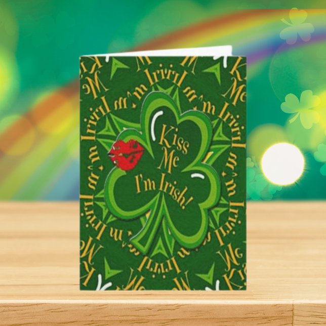 Cartão Beije-me, sou Rua irlandesa. (Kiss Me I'm Irish St. Patrick's Day Card)
