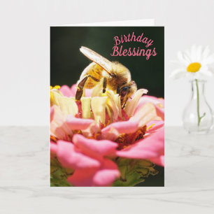 Cartão Bênçãos de Aniversário Abelhinha sobre Flor de Zín