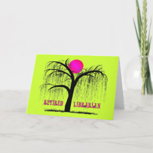 Cartão Bibliotecários aposentados dão presentes chorando