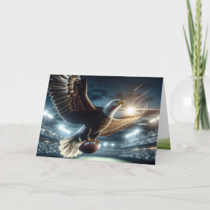 Cartão Birthday Bald Eagle com futebol