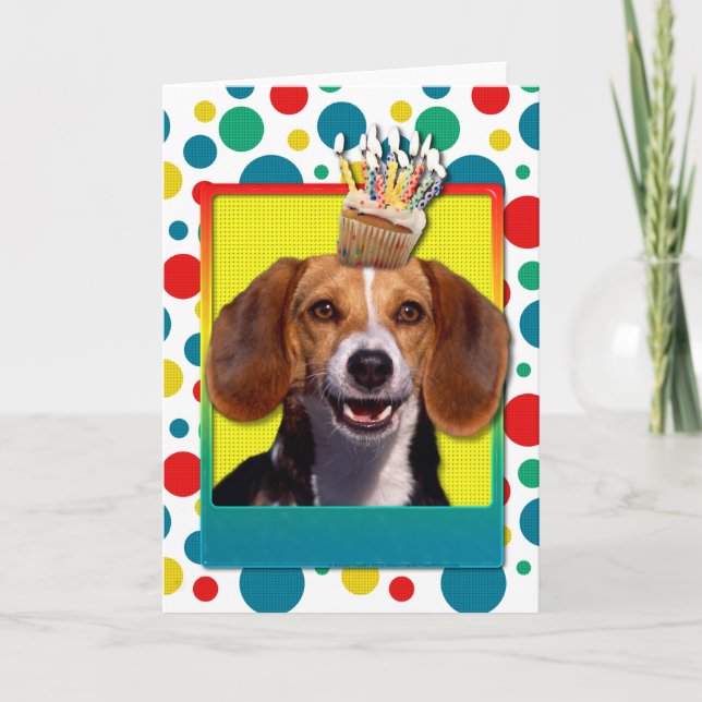 Cartão Birthday Cupcake Beagle (Frente)