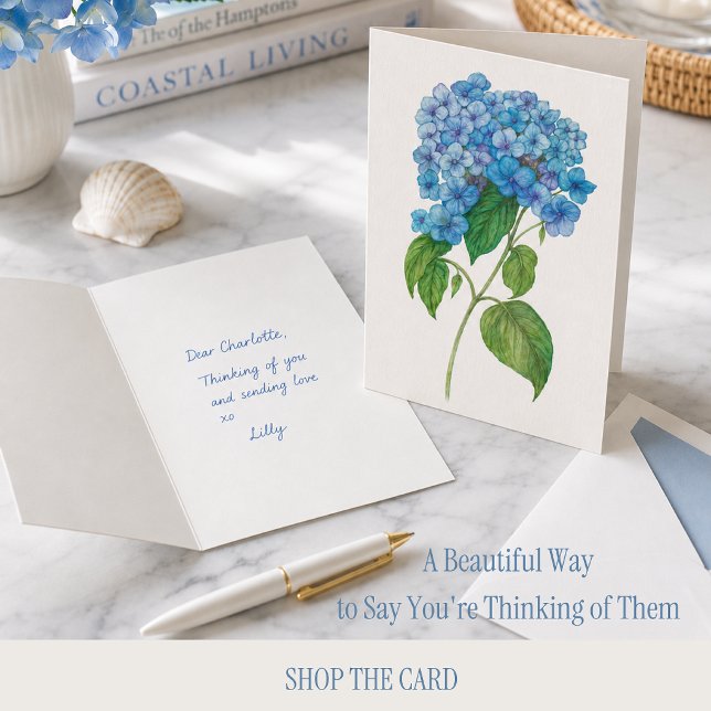 Cartão Blue Hydrangea Pensando em Você (Elegant blue hydrangea greeting card in coastal lifestyle scene, perfect for thoughtful notes.)