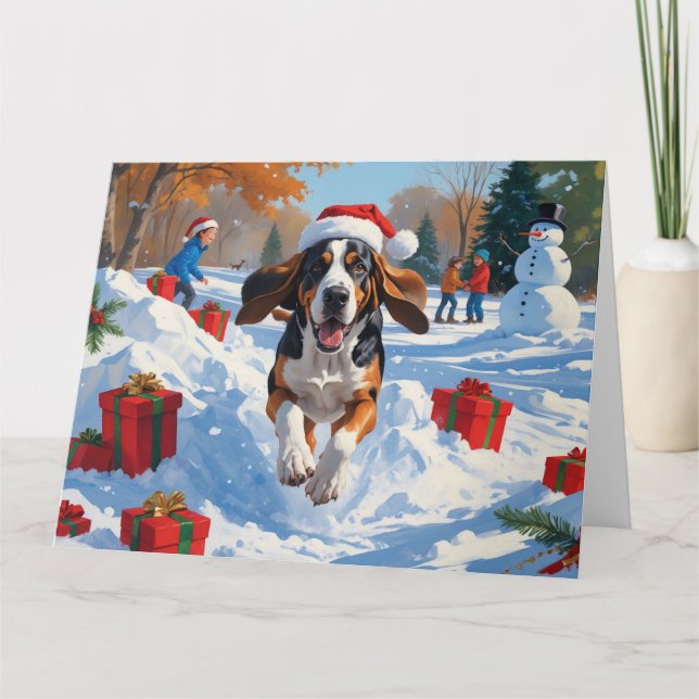 Cartão Bluetick Coonhound Correndo na Neve com Natal  (Frente)