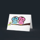 Cartão Bonitas Corujas<br><div class="desc">Casal adorável de corujas tocadas em um galho.</div>