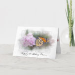 Cartão Borboleta de monarca do aniversário da mãe no<br><div class="desc">borboleta de monarca no wildflower cor-de-rosa com a máscara textured que quadro para o aniversário da mãe</div>