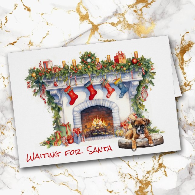 Cartão Boxer Puppy Esperando na Lareira de Natal das Papa (Criador carregado)