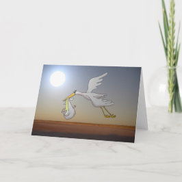 Cartão Caça branca voando no céu noturno e na lua de chei