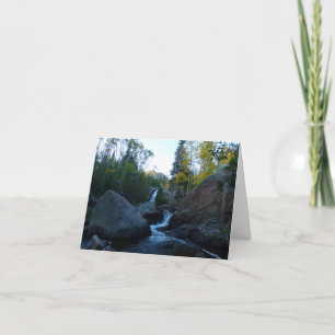 Cartão Cachoeira Alberta ao Nascer do Sol nas Montanhas R