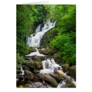 Cartão Cachoeira Torc paisagística, Irlanda