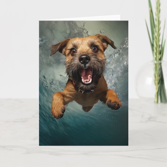 Cartão Cachorro Brincalhão Nadando Embaixo d'Água Design (Frente)
