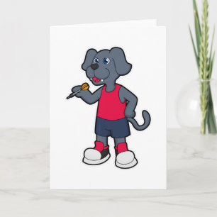 Cartão Cachorro como jogador de dardos com dardos