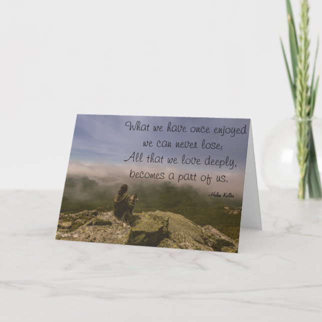 Cartão Cachorro e mulher num Bluff Rocky (Frente)