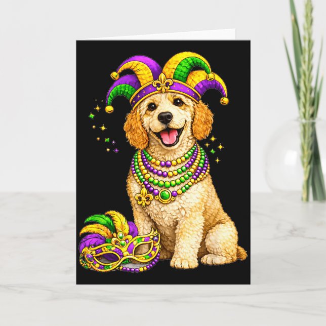 Cartão Cachorro Labradoodle Fofo com Tema de Mardi Gras  (Frente)