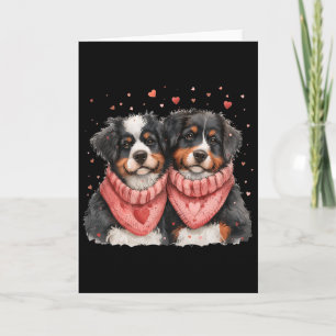 Cartão Cachorros de Montanha Berneses do Dia dos Namorado
