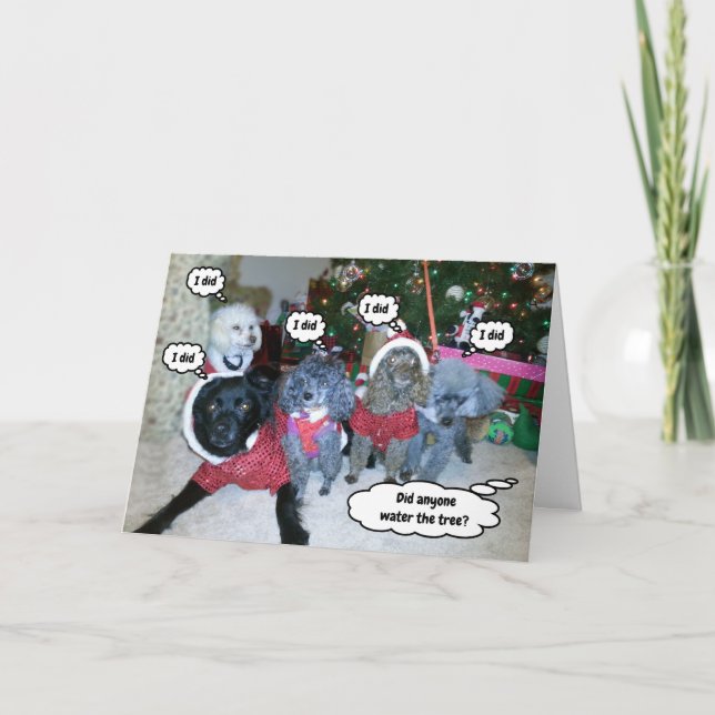 Cartão Cães Engraçados Ajudam a Regar a Árvore de Natal (Frente)