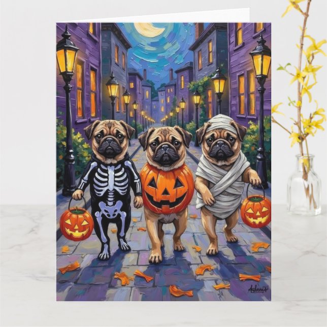 Cartão Cães Pug Trick-or-Tratando em Figurinos de Hallowe (Flor Amarela)