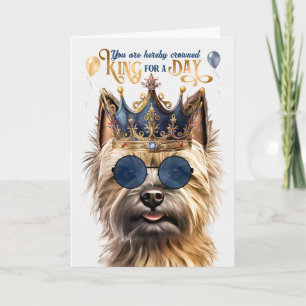 Cartão Cairn Terrier Dog King para um dia de aniversário