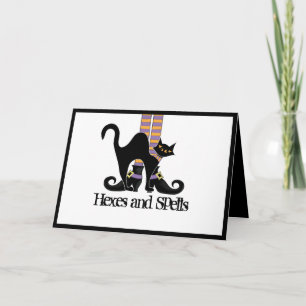 Cartão Calçados de bruxas brancas e bonitas do Halloween