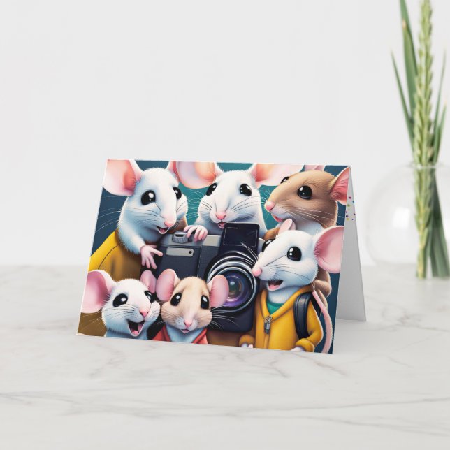 Cartão Camundongos De Aniversário Colocando Com Uma Câmer (Frente)